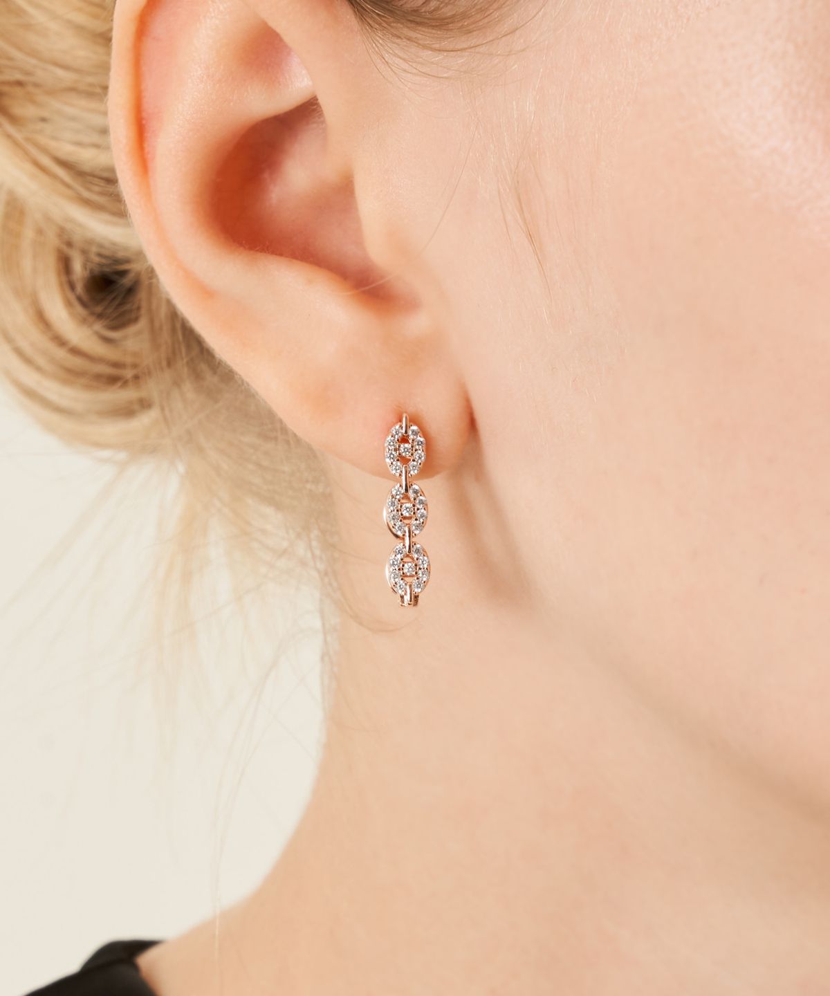가이거주얼리(GEIGERJEWELRY) 18K GF 샤인 스퀘어 원터치 귀걸이 GI8KPEE079