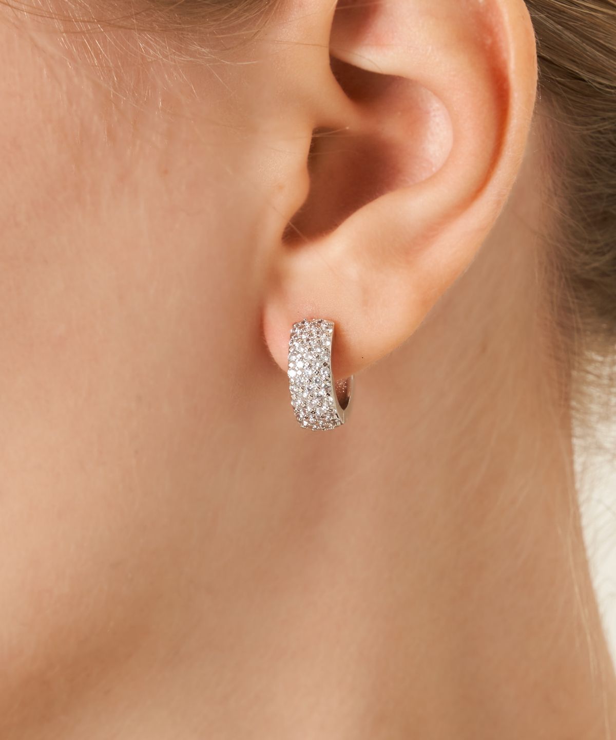 가이거주얼리(GEIGERJEWELRY) 18K GF 지르코니아 볼드 원터치 링 귀걸이 GI8KPEE064