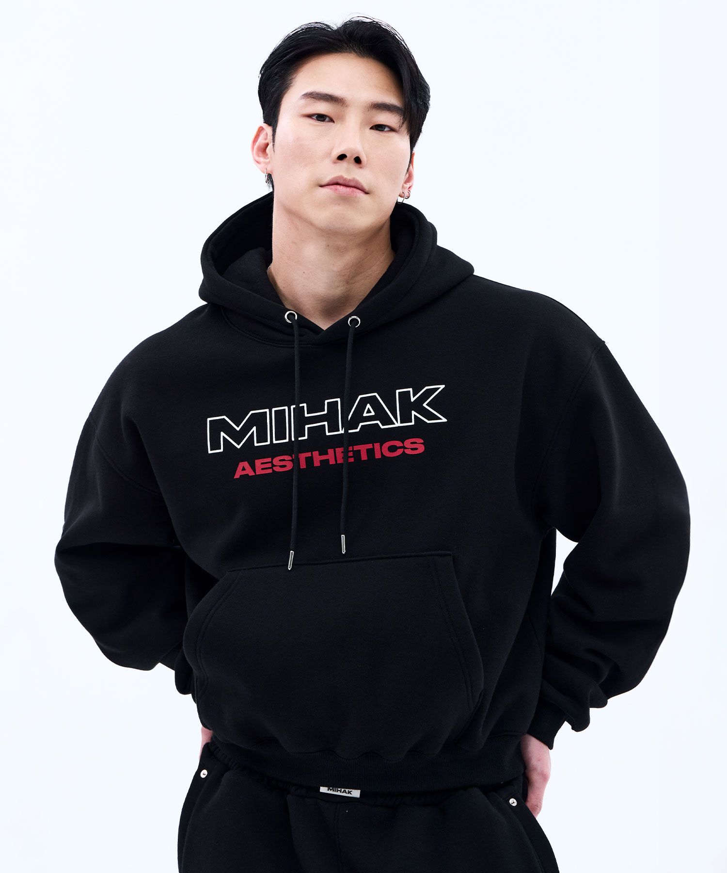MUSINSA公式 | MIHAK ストロークロゴ裏起毛オーバーサイズフード