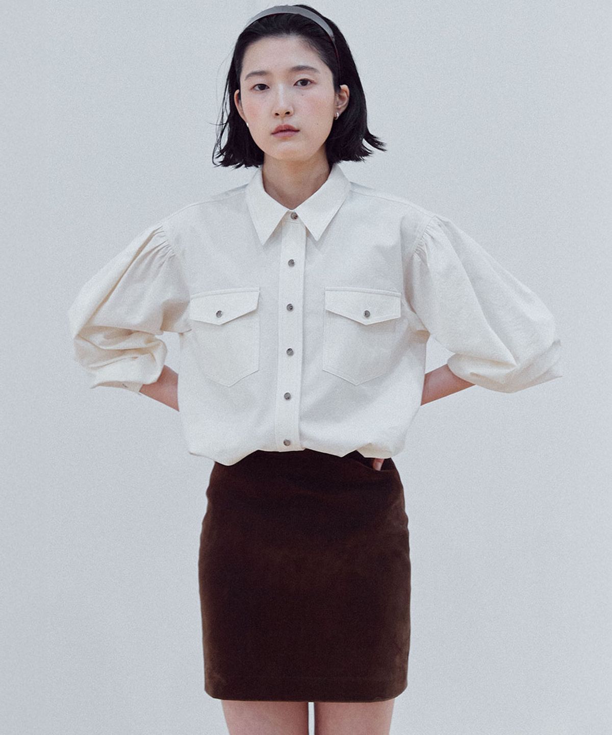 유토시스(EUTOSIS) VELVET MINI SKIRT(BROWN)