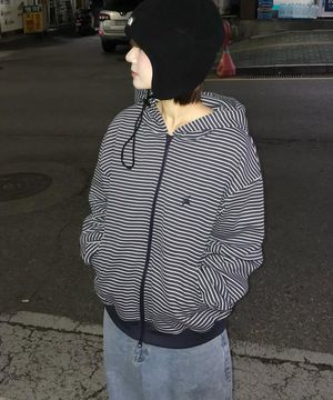 씬 스트라이프 집업 후디_블랙