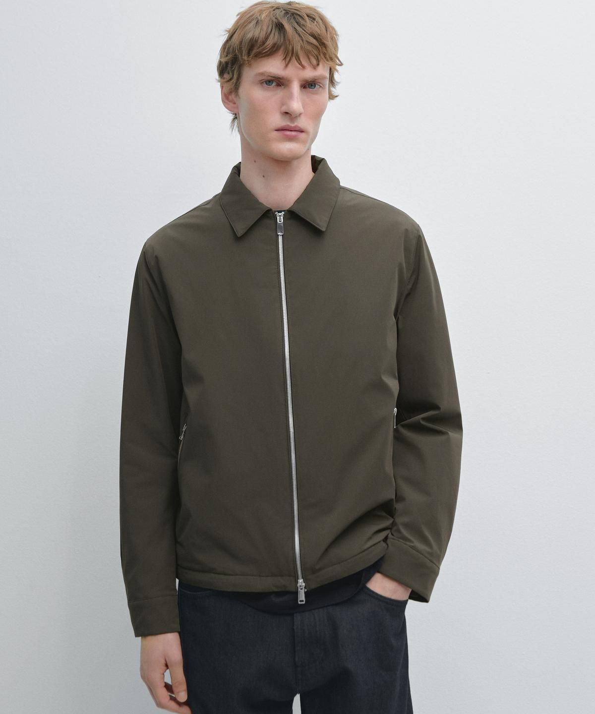 마시모두띠(MASSIMO DUTTI) 포켓 디테일 쇼트 재킷