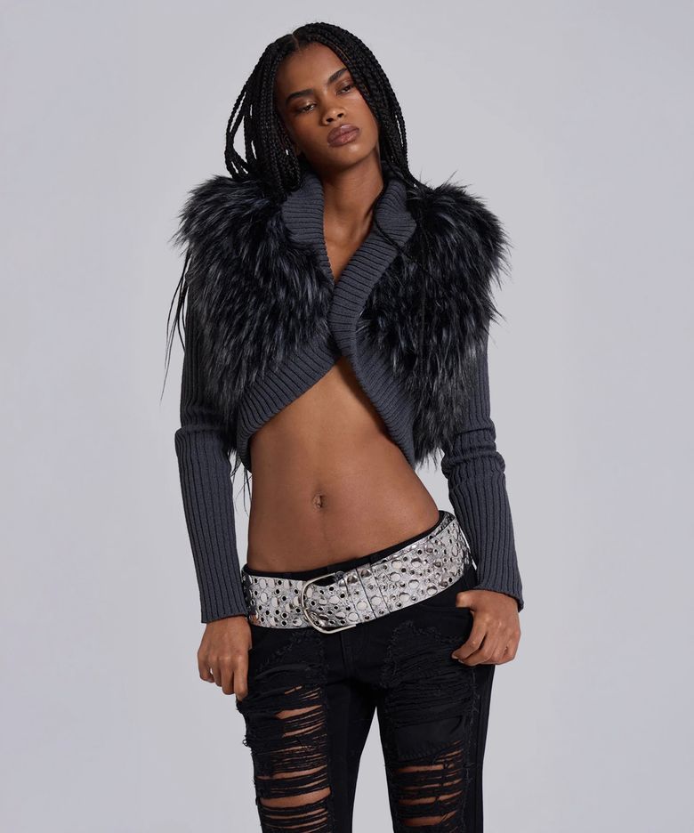 (W) 롱슬리브 니트 포 퍼 슈러그 블랙 LONGSLEEVE KNIT FAUX FUR SHRUG BLACK