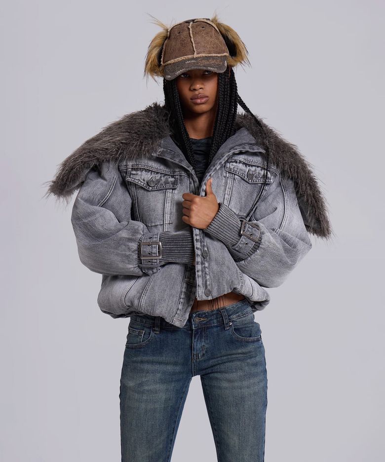 (U) 앨로이 데님 봄버 재킷 위드 포 퍼 칼라 멀티 ALLOY DENIM BOMBER JACKET WITH FAUX FUR COLLAR MULTI
