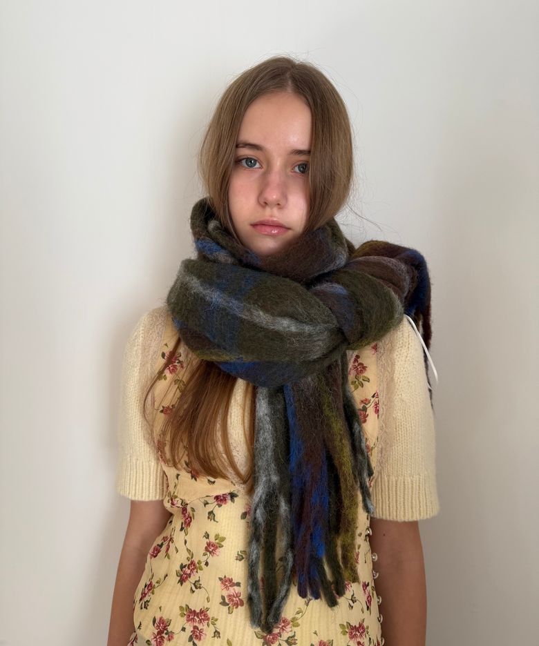Wendy check wool muffler_2 colors