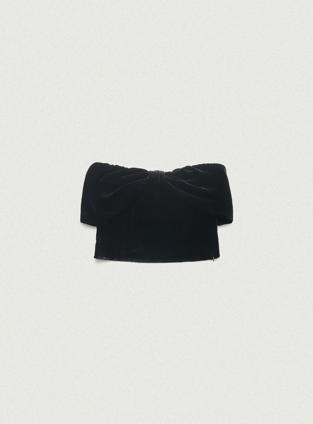 더바넷(THEBARNNET) Ribbon Off-Shoulder Velvet Top