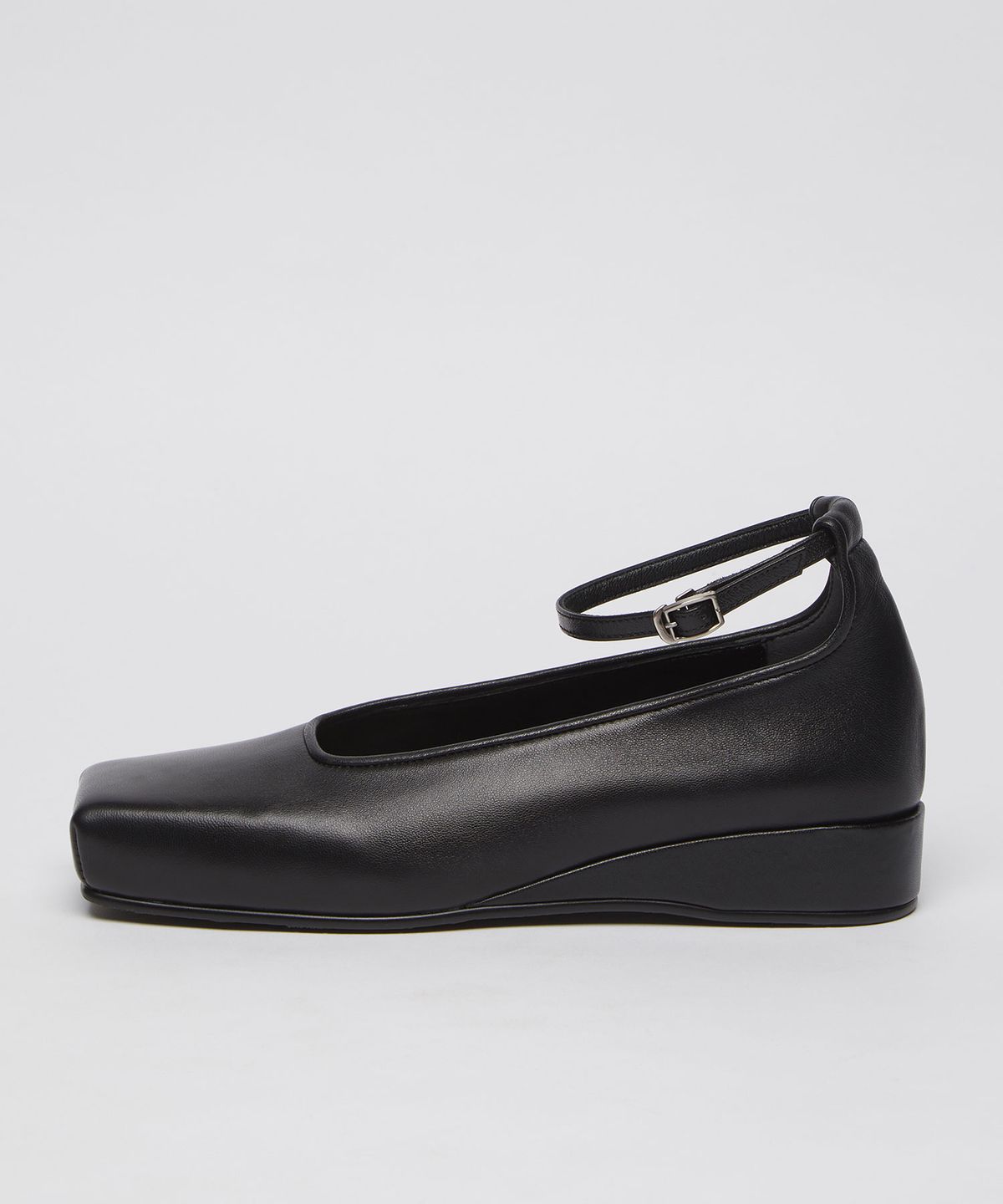 아카이브앱크(ARCHIVEPKE) Box square pumps(Deep sleep)_OK1DX25207BLK