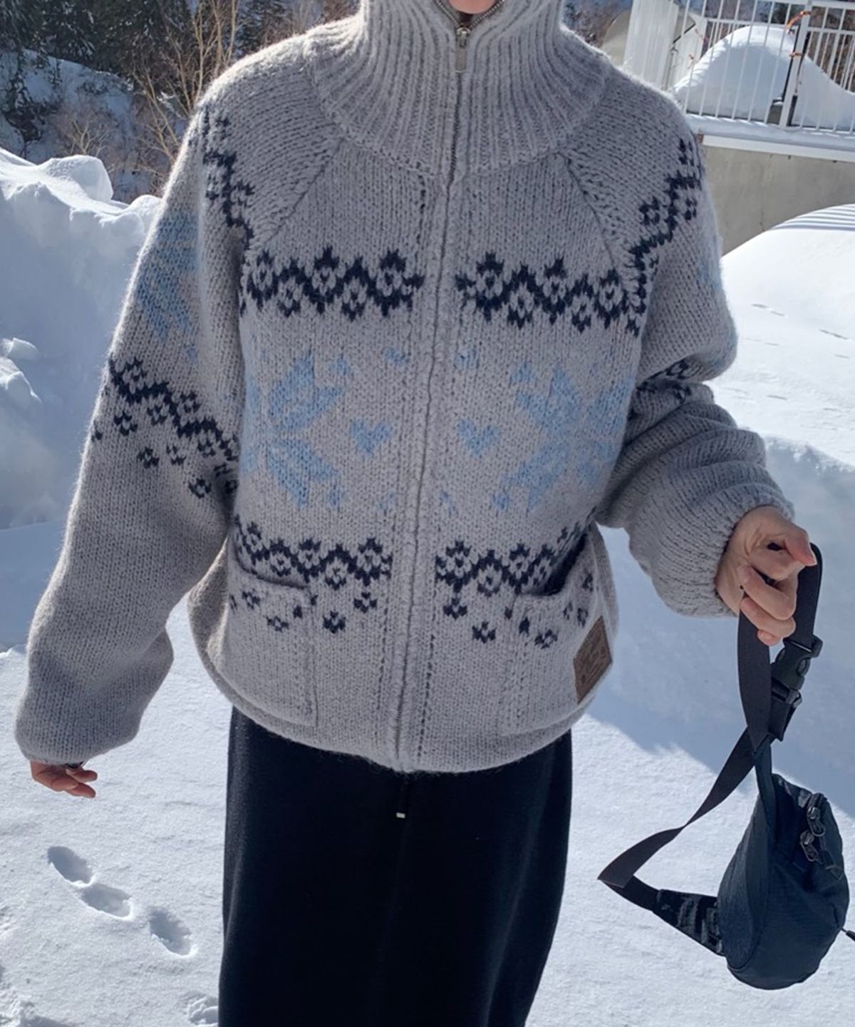 썸웨어버터(SOMEWHEREBUTTER) Igloo Nordic Knit Zip-Up Jumper - Light Grey