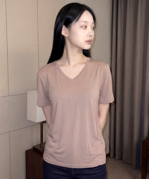 여성 레이온 찰랑 스판 오버핏 브이넥 무지 반팔티셔츠 다크베이지