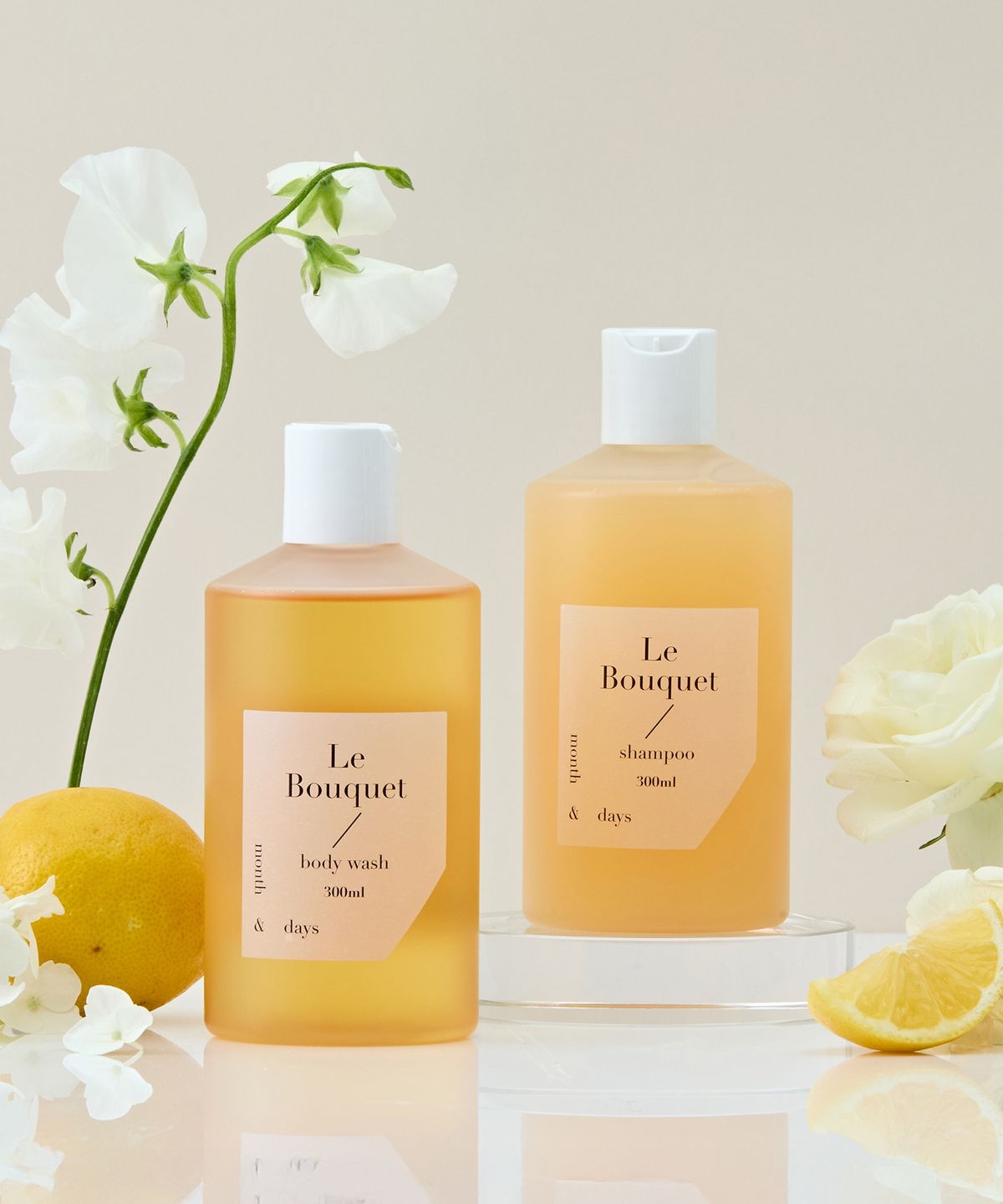먼스앤데이즈(MONTHNDAYS) [클렌징SET] 헤어바디세트 르 부케 플로럴향 (바디워시 300ml+샴푸 300ml)