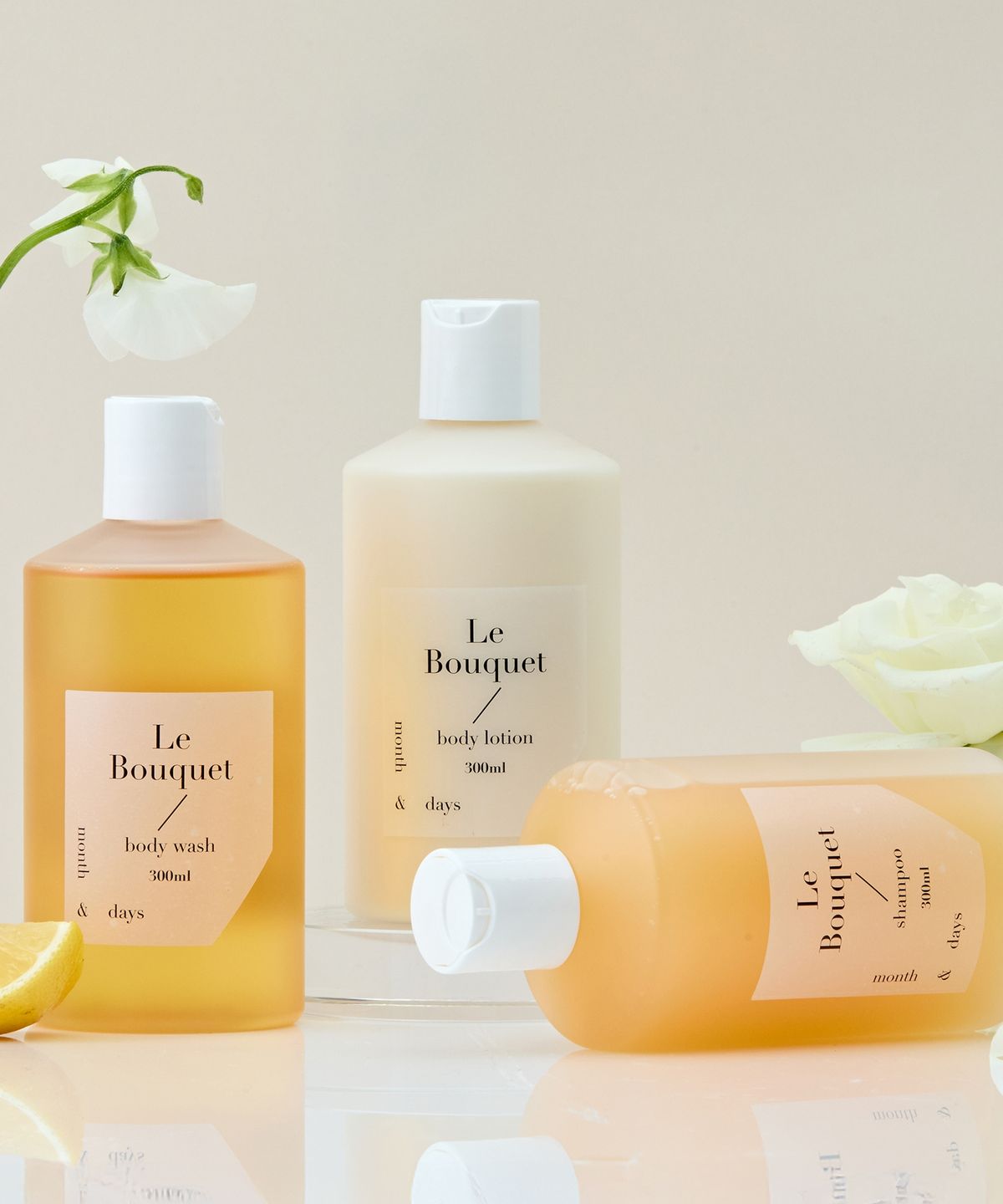 먼스앤데이즈(MONTHNDAYS) [3SET] 퍼퓸케어 르 부케 플로럴향 300ml(샴푸 300ml+바디워시 300ml + 바디로션 300ml)