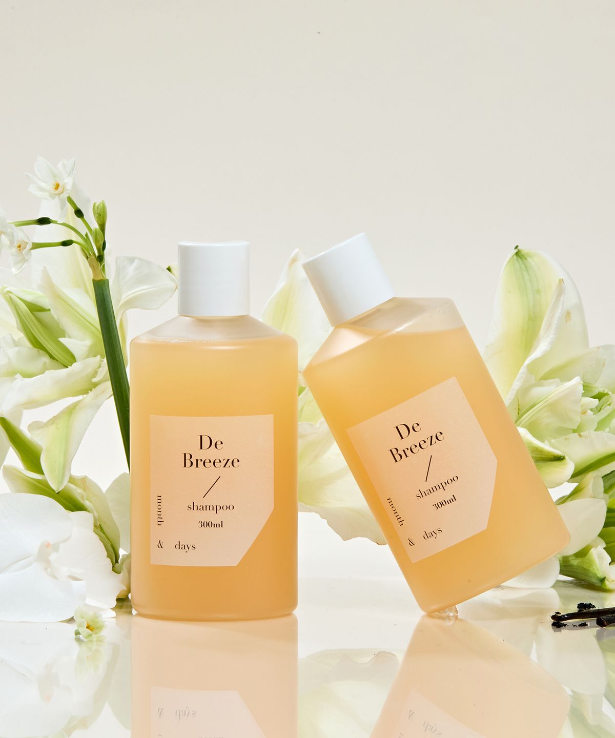 먼스앤데이즈(MONTHNDAYS) [2 pack] 퍼퓸케어 샴푸 디 브리즈 클린솝향 300ml 2개