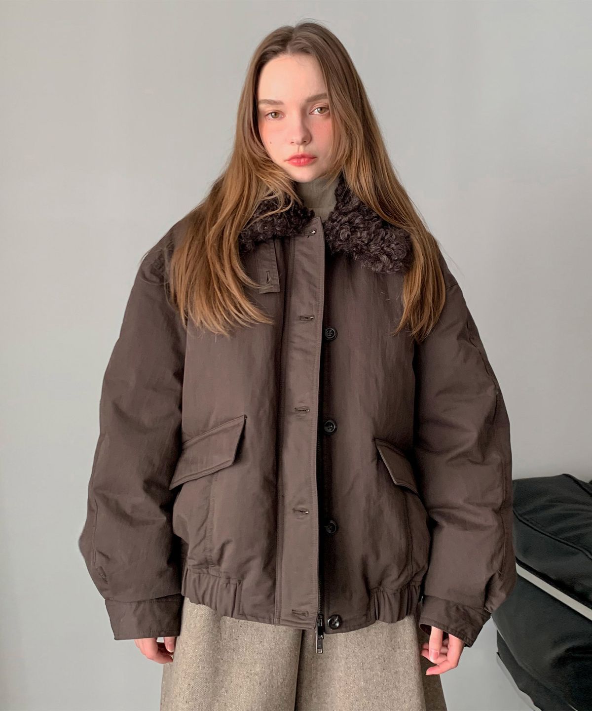 바스카라(VASCARA) Faux Fur Collar Bomber Padded Jumper (2colors)