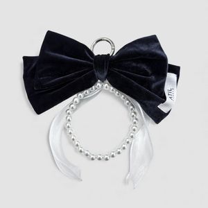 벨벳 리본 진주 키링 _ [블랙]