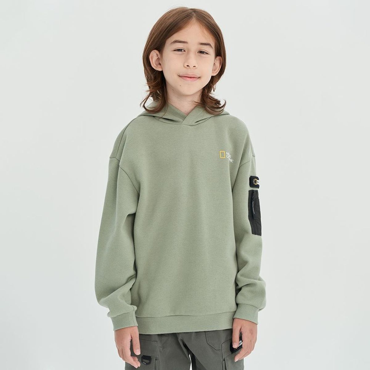내셔널지오그래픽 키즈(NATIONAL GEOGRAPHIC KIDS) K224UHD010 어드벤처 소매포켓 후드 티셔츠  LICHEN KHAKI