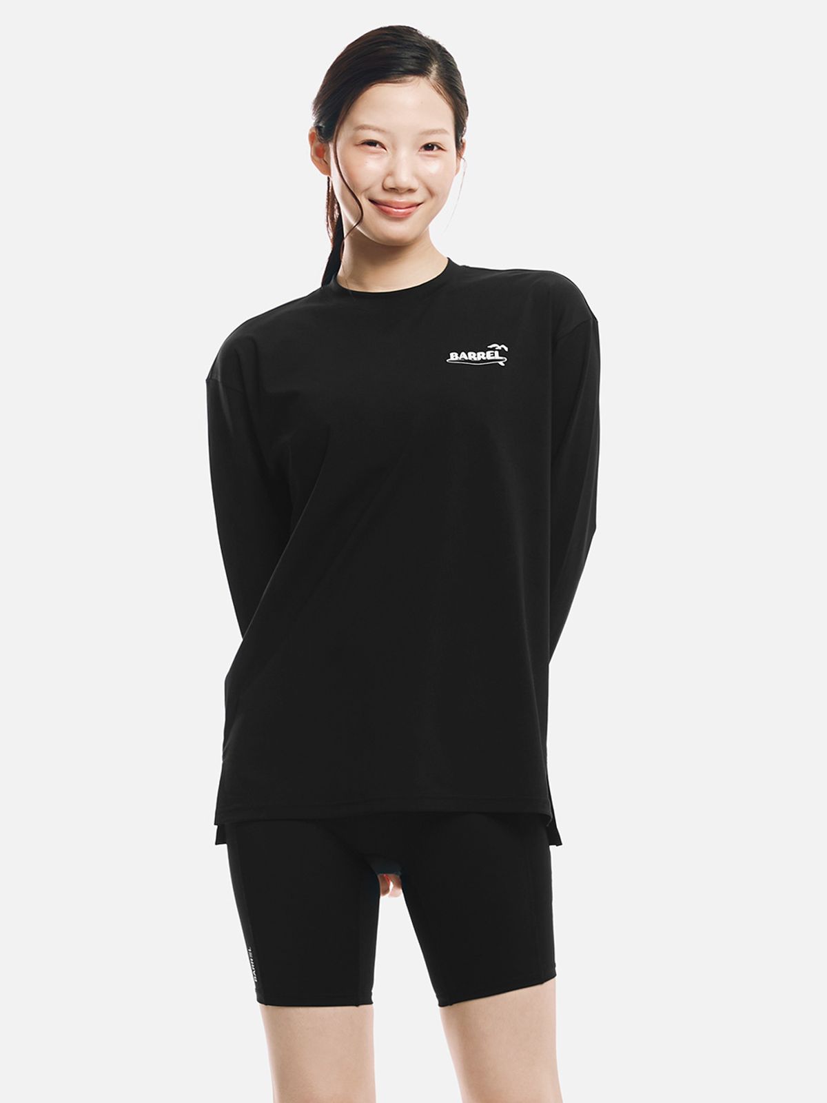 배럴(BARREL) 우먼 루즈핏 아트웍 래쉬가드 블랙  (B6SWWRG002BLK)