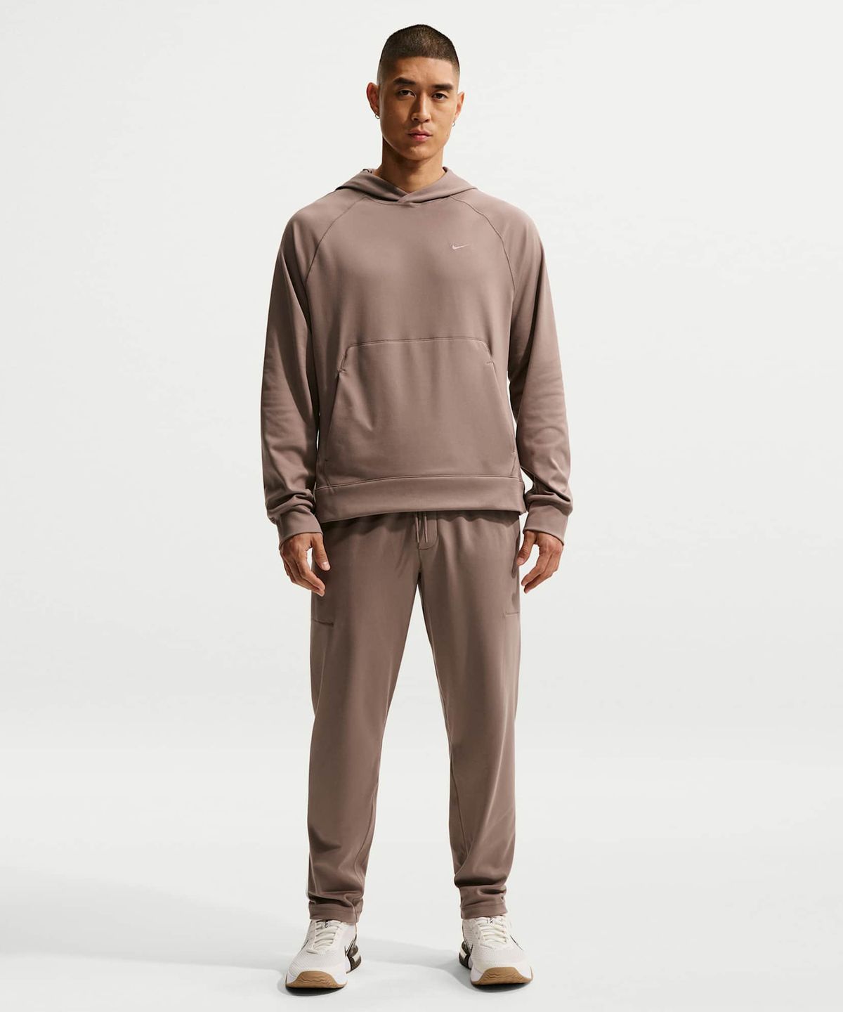 나이키(NIKE) 프라이머리 나노니트 드라이 핏 UV 차단 퍼포먼스 팬츠 M - 밍크 브라운 / II1307-214