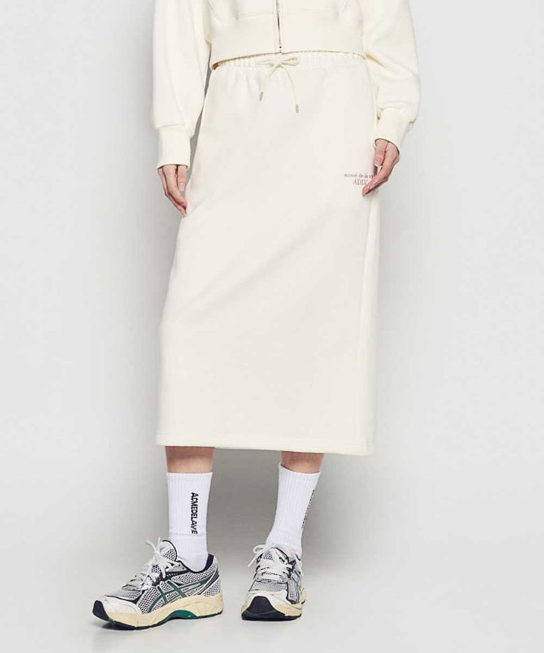 WOMAN EMBO NAPPING LONG SKIRT (2COLOR)