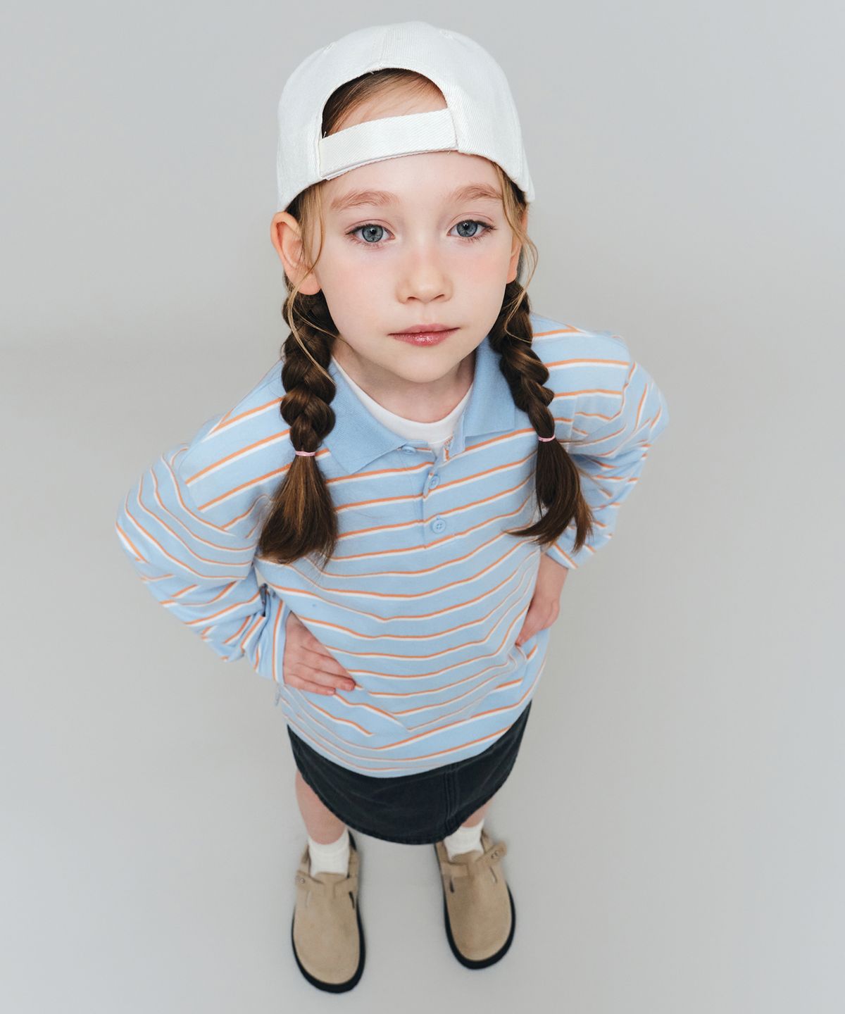 무신사 스탠다드 키즈(MUSINSA STANDARD KIDS) 멀티 스트라이프 긴소매 칼라드 티셔츠 [스카이 블루]