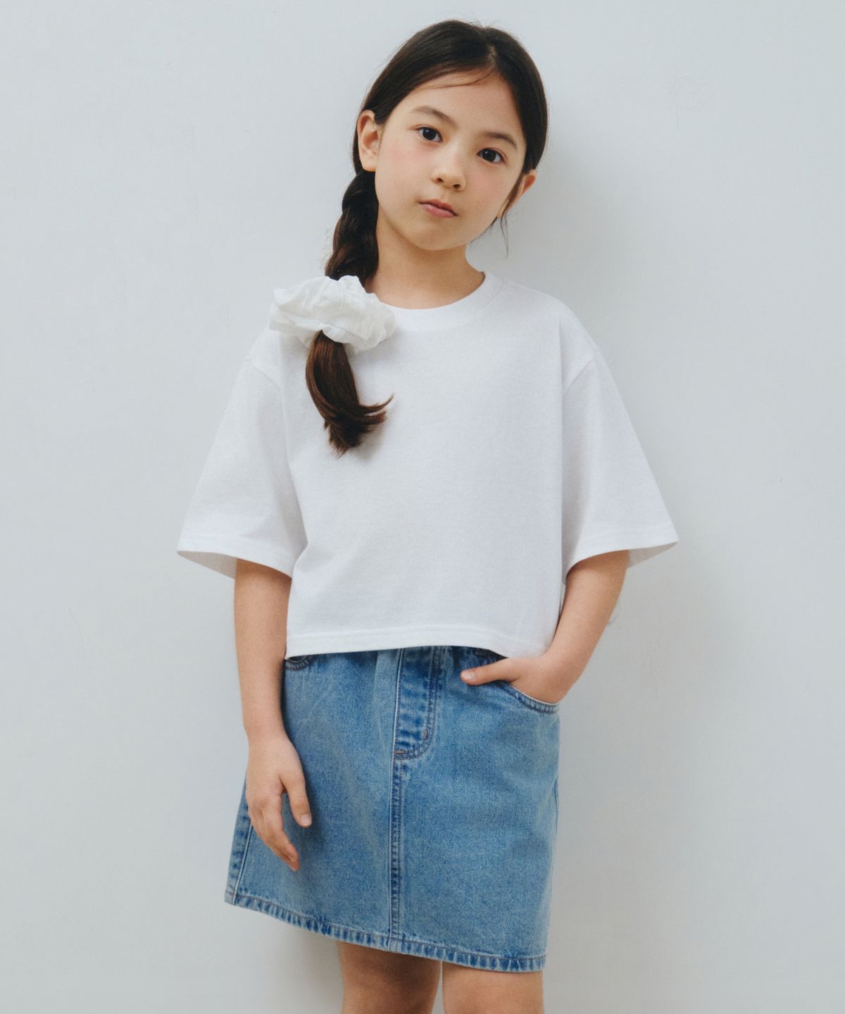 무신사 스탠다드 키즈(MUSINSA STANDARD KIDS) 릴렉스트 크롭 티셔츠 [화이트]
