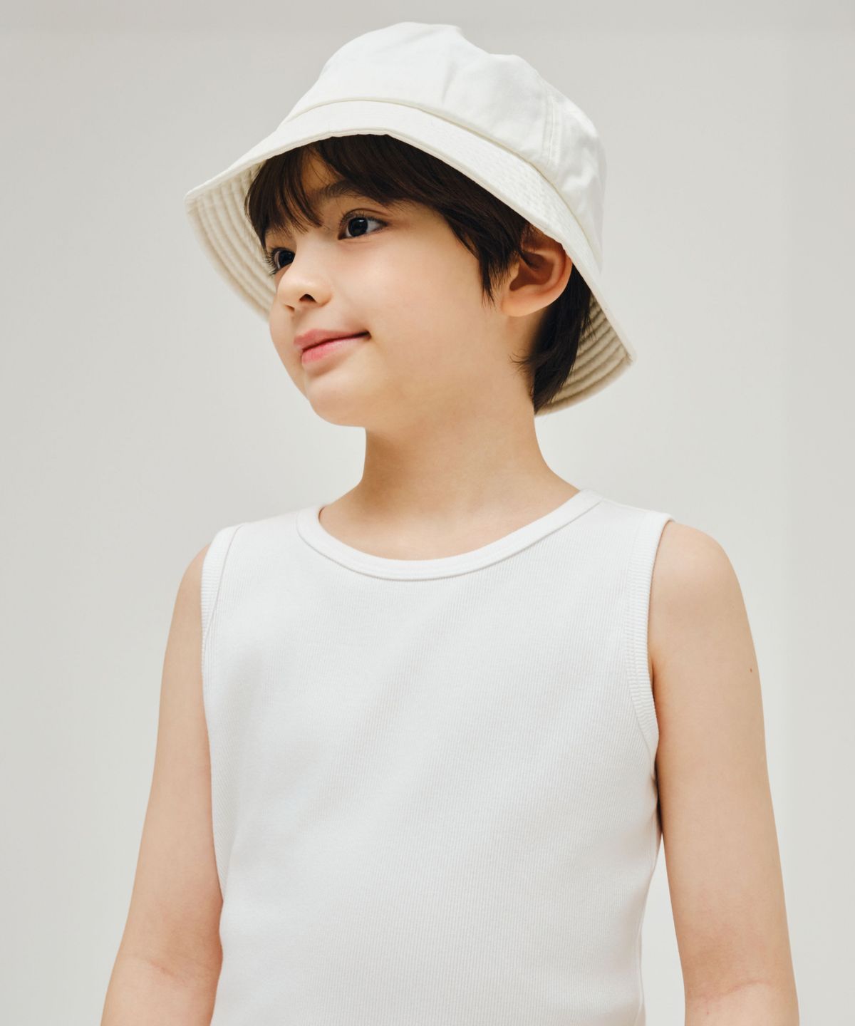 무신사 스탠다드 키즈(MUSINSA STANDARD KIDS) 에센셜 탱크 탑 [화이트]