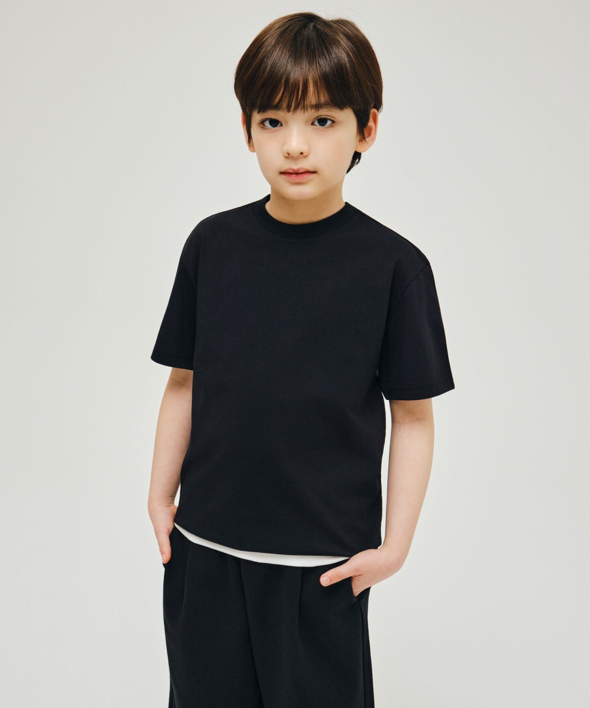 무신사 스탠다드 키즈(MUSINSA STANDARD KIDS) [UV프로텍션] 릴렉스드 크루 넥 티셔츠 [블랙]