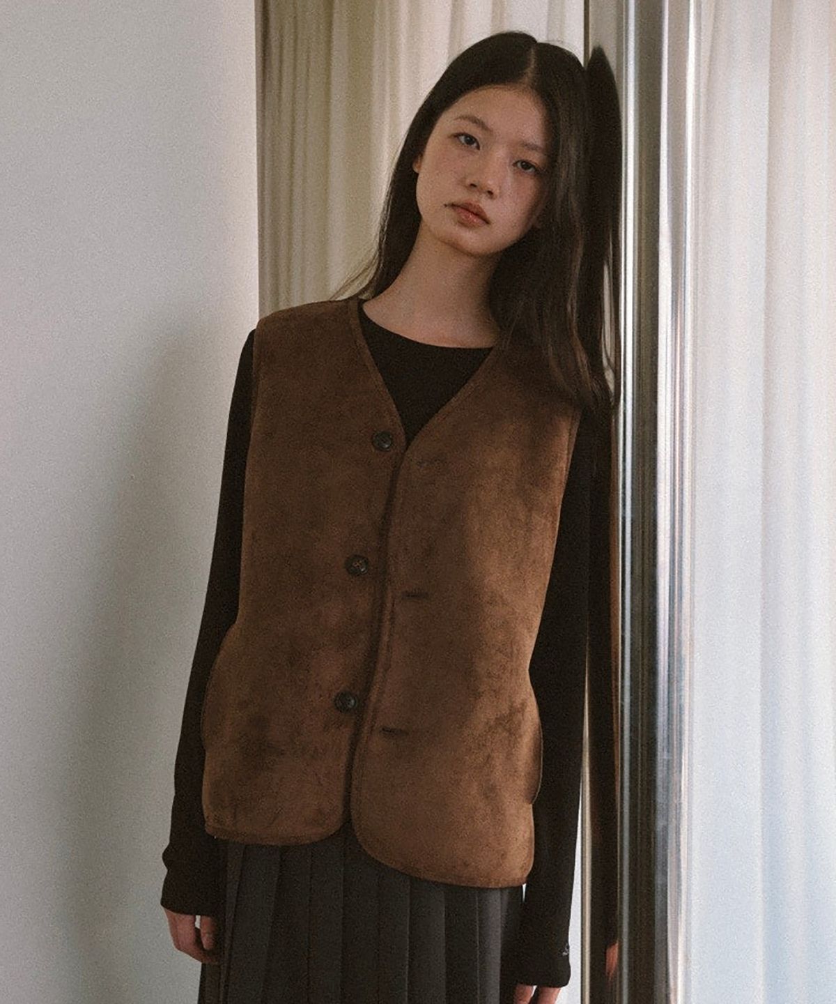 러브어스유(LOVEUSU) Reversible Fur Vest (Brown)