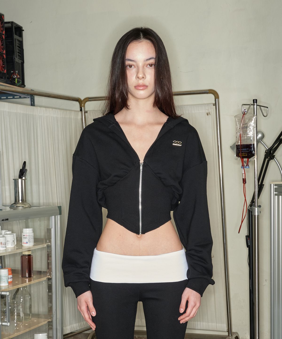 이투둘(222) HOODIE 005 (BLACK)