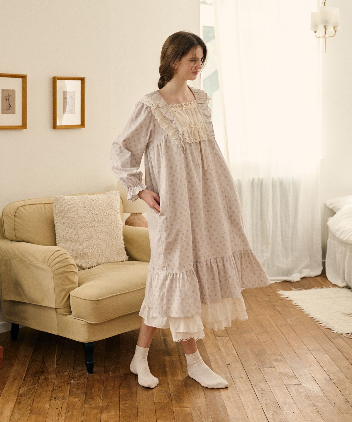 울랄라파자마(ULLALA PAJAMAS) 로렌츠 긴팔 원피스 그레이베이지 (21수)