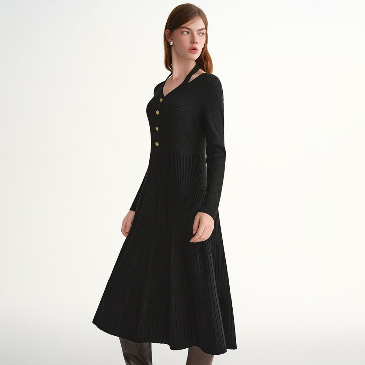 에이앤레이(AEIREI) AR_Halter neck knit dress_2color