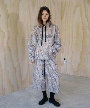 BRUSHED LOGO BIG SWEAT SHORTS REAL TREE