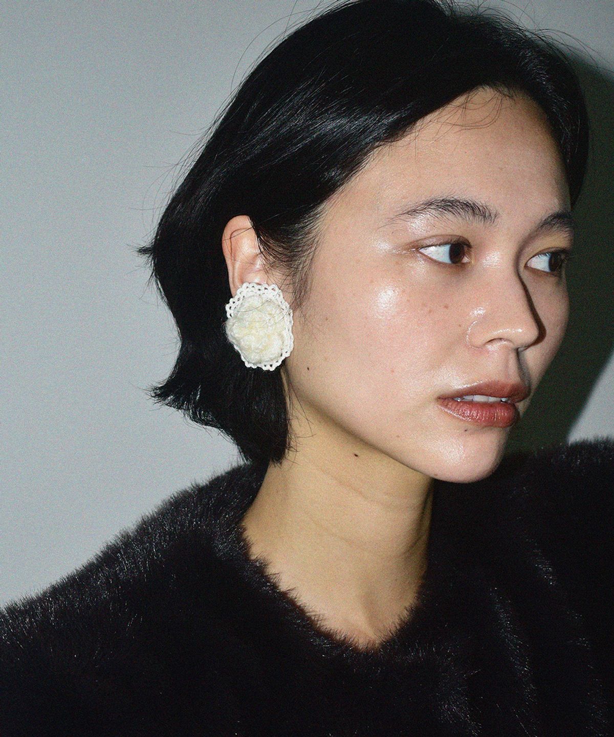 유지떼(USITE) SOFT SHINE KNIT EARRING, IVORY 니트 이어링
