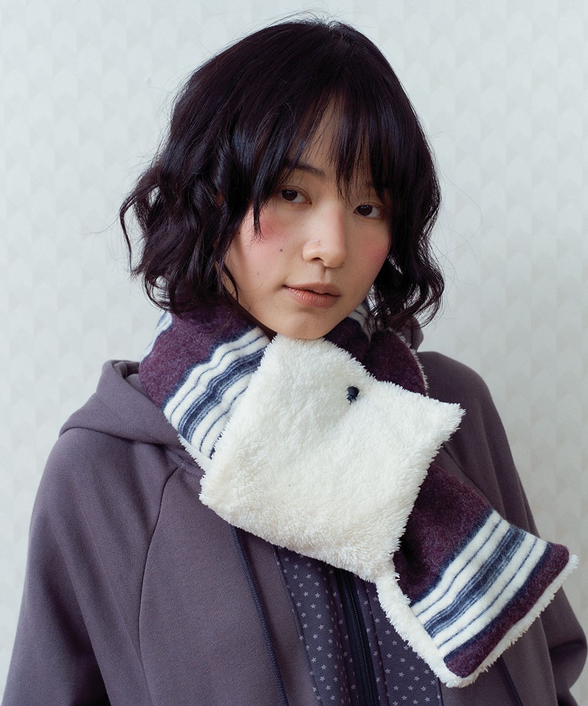 오피쉬(OAFISH) STRIPE REVERSIBLE MUFFLER, PLUM