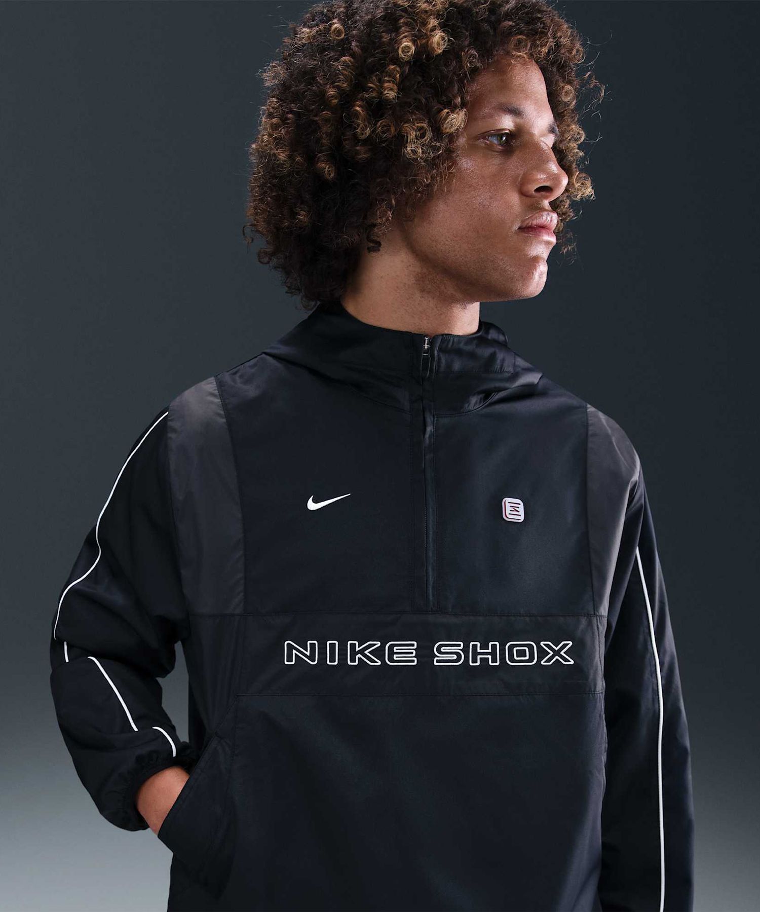 나이키(NIKE) 스포츠웨어 SHOX 우븐 하프집 재킷 M - 블랙:앤트러
