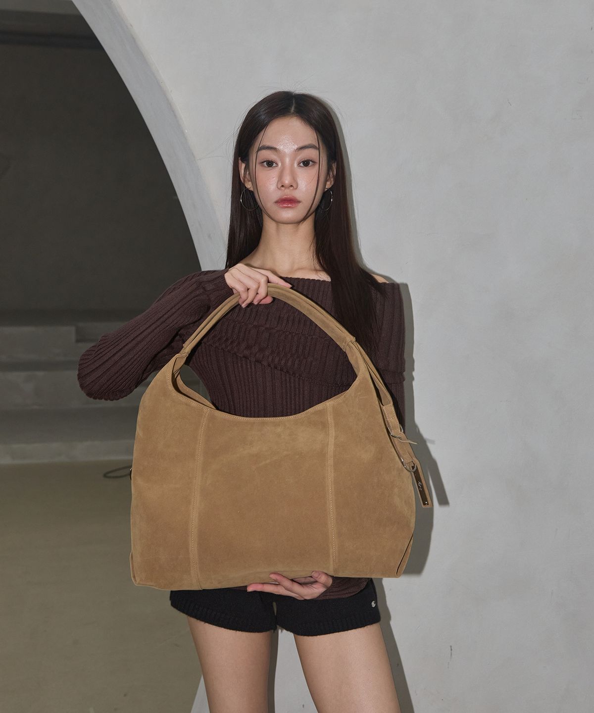 졸리(JOLLY) CALLA BAG 칼라백 - SUEDE CAMEL