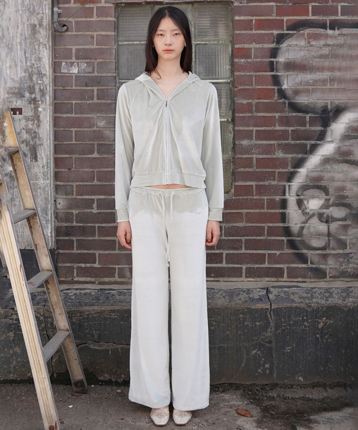누아누(NUUANU) Elora pants_Sage