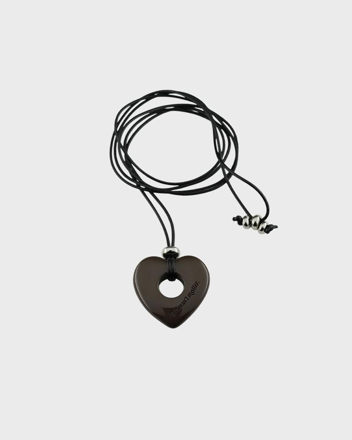 잇더즌매터(IT DOESN'T MATTER) [HEART] Loppy necklace (Brown)