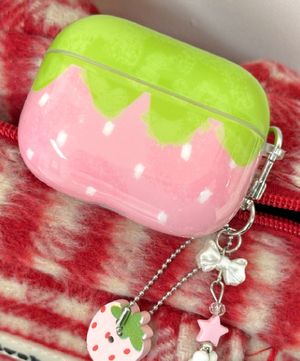 Pink Strawberry 에어팟 케이스 별토끼 키링
