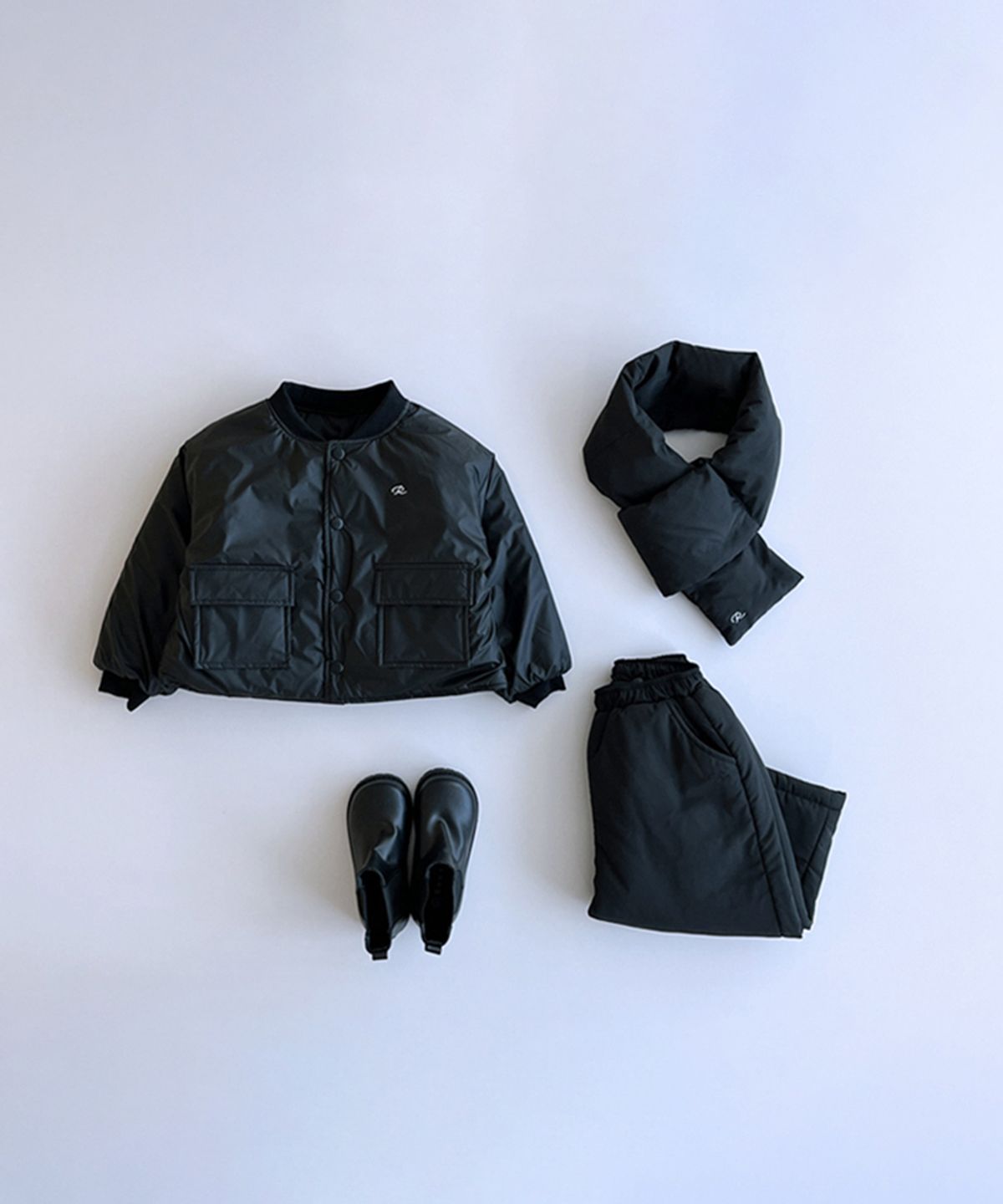 로아앤제인(ROANJANE) (리버서블)그레이드 패딩자켓+루카 패딩 팬츠SET