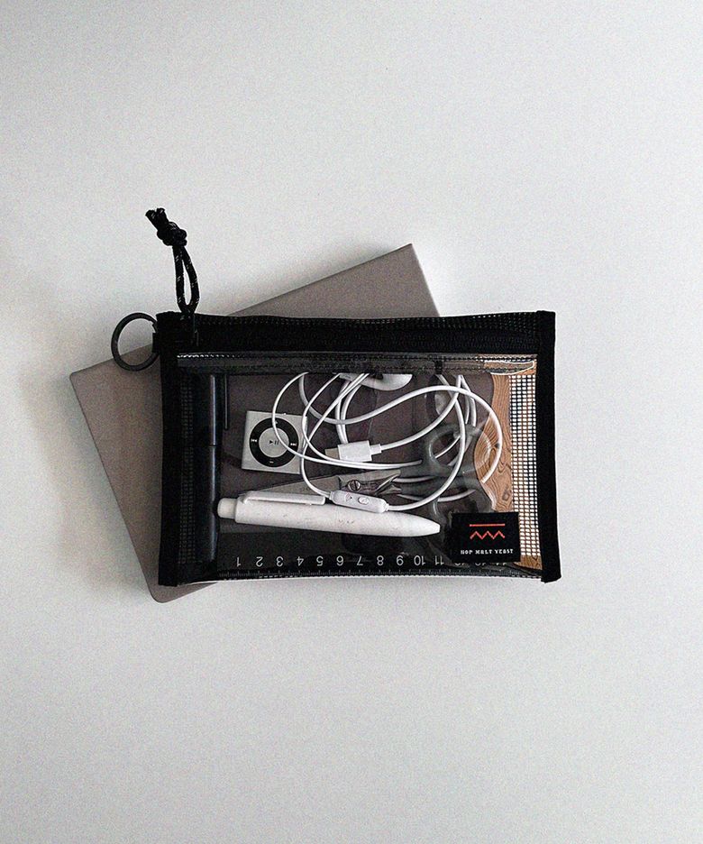 MULTIUSE PVC POUCH