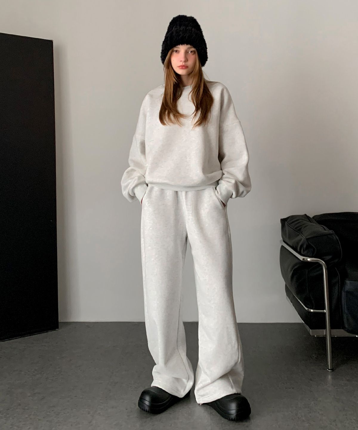 바스카라(VASCARA) [SET][Fleece-lined] Napping Round T-shirt + Banded Pants Set-up (2colors)