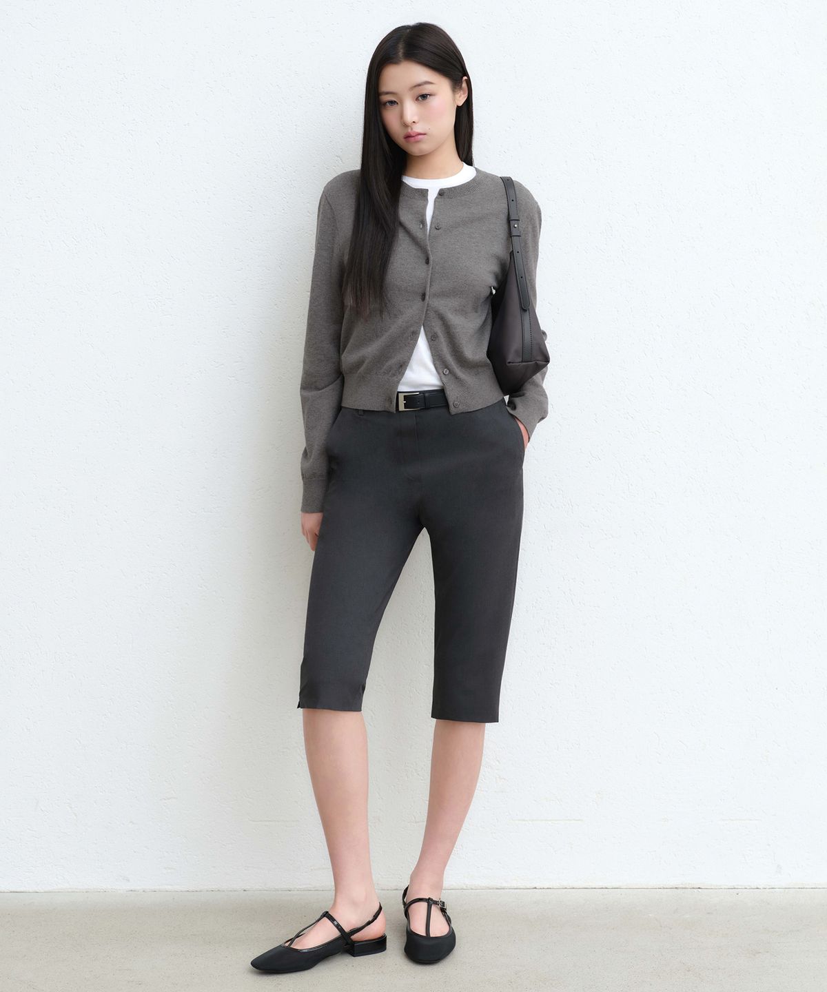 무신사 스탠다드 우먼(MUSINSA STANDARD WOMAN) 우먼즈 로 라이즈 카프리 팬츠 [그레이]