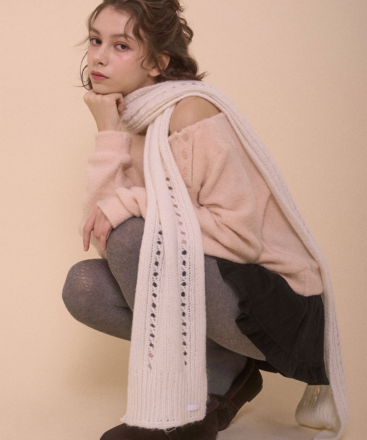 벨리아르(BELLIALEU) SNOWFLAKE MUFFLER-IVORY