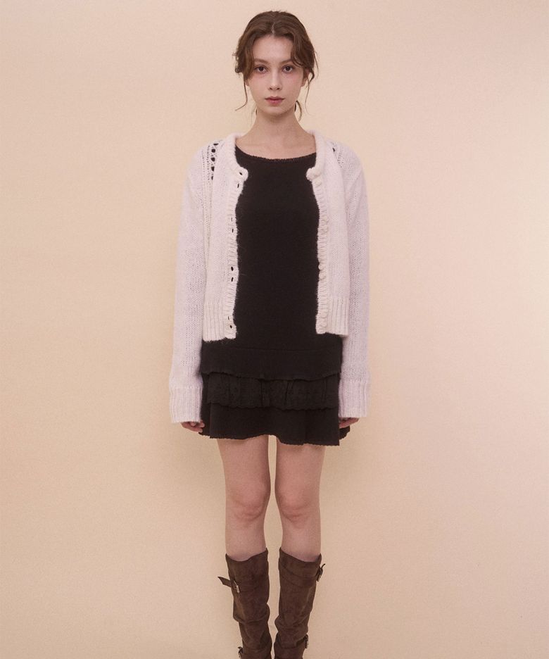 LACE BOAT NECK DRESS-BLACK