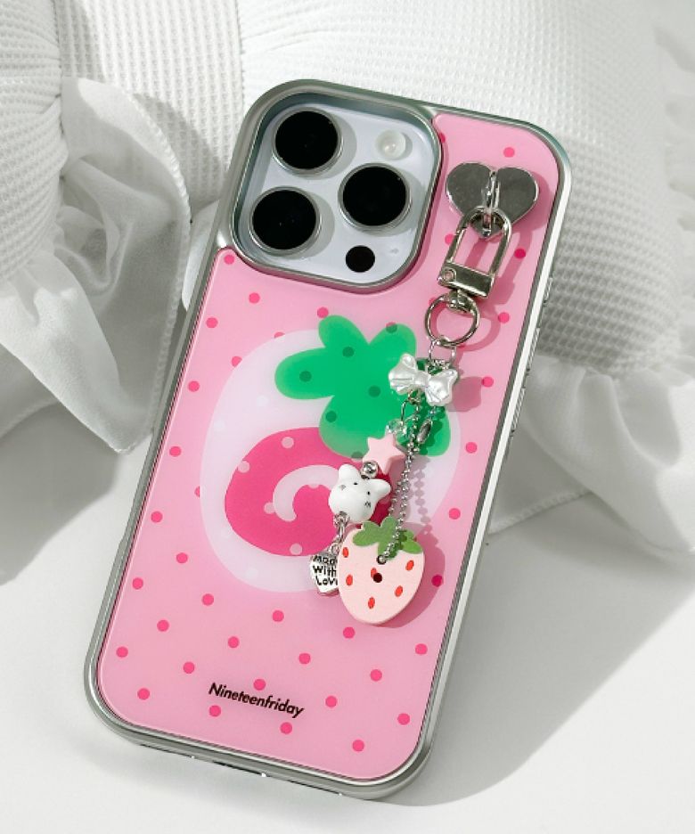 [MagSafe] Pink Dot Strawberry Roll 실버 맥세이프 에폭시 케이스