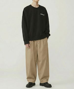 시그너처 오버 맨투맨 BLACK