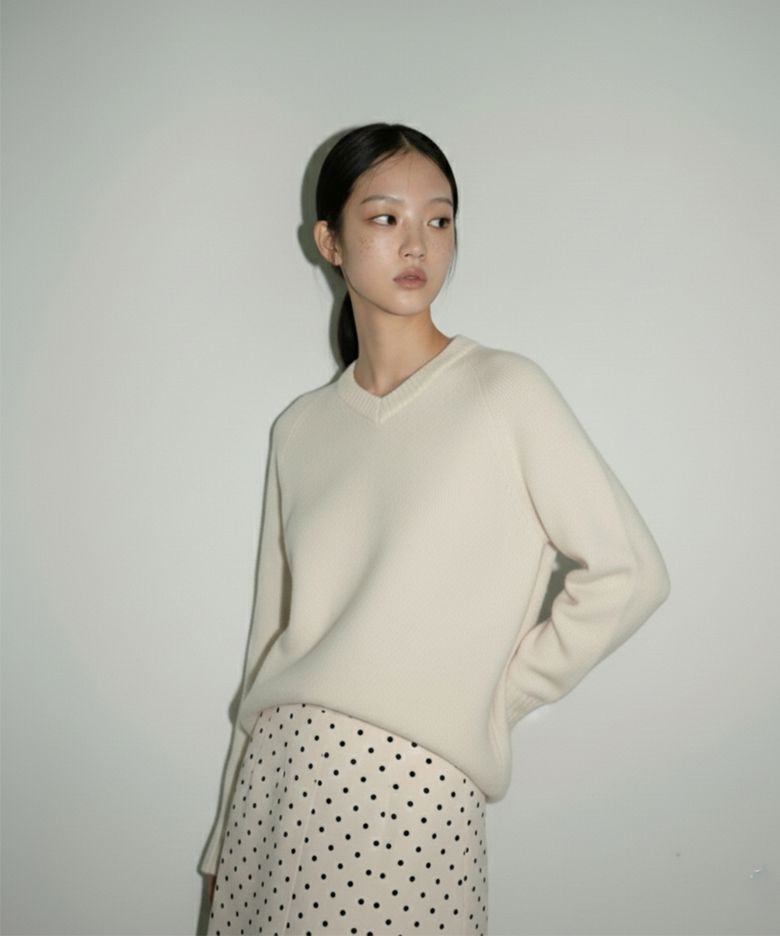 Raglan V-Neck Loose Fit Knit Pullover Ivory