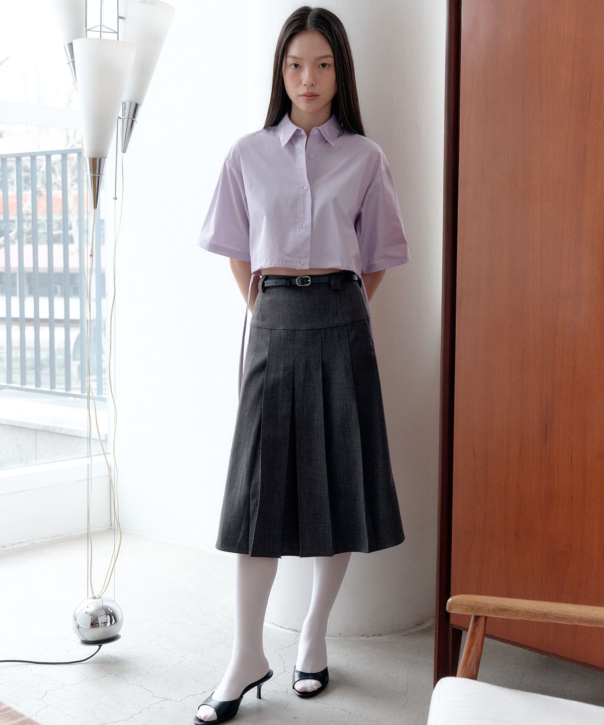 벨르(VELLE) Ribbon Strap Crop Shirt_Light Purple