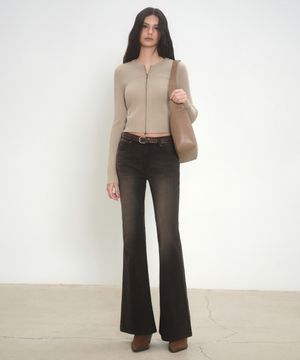 우먼즈 로 라이즈 슬림 플레어 데님 팬츠 [러스티 블랙]