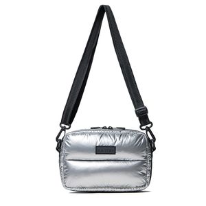 [UNISEX] 인트레피드 엑스트라 푸퍼 크로스바디 - 실버포일 UBX5514KBMSOL